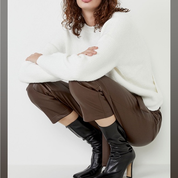 Bardot The Cross Back Knit - Picture 4 of 16